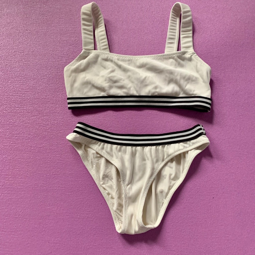 White and Black ribbed Bikini